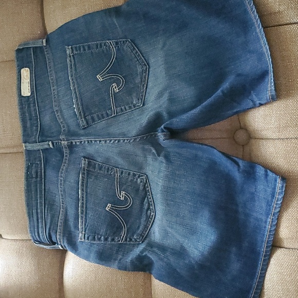 Ag ex boyfriend shorts - Picture 2 of 3